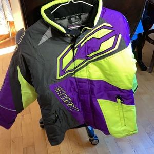 Snomobile jacket with no hood